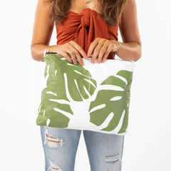 MAX Monstera Pouch in Seaweed